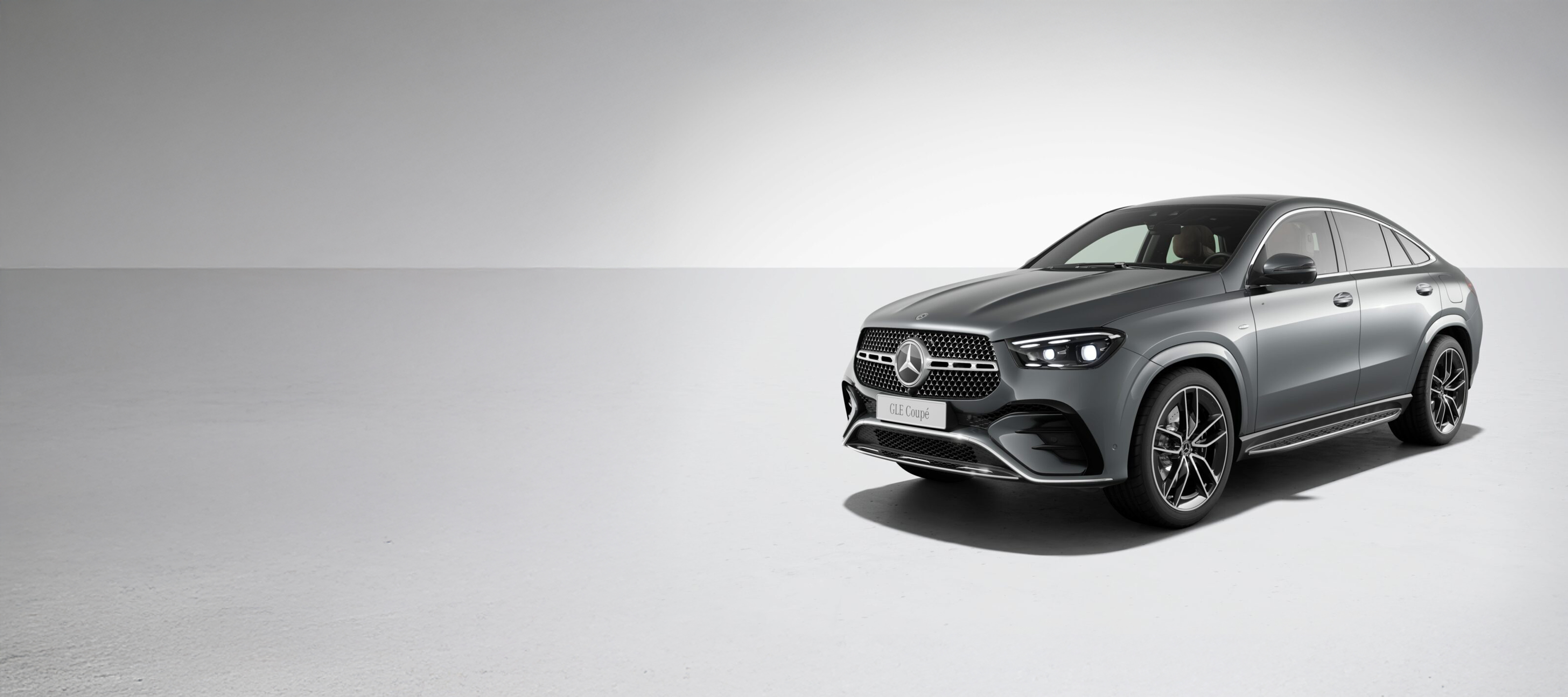 GLE Coupé | Mercedes-Benz Mercedes-Benz GLE Coupé'nin önden görünümü.