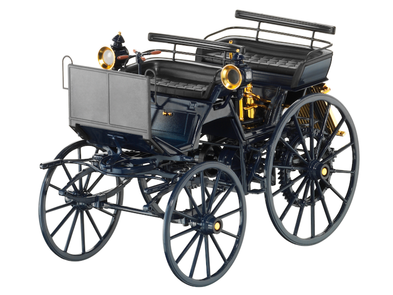 Daimler "İlk Motorlu Araba" (1886)