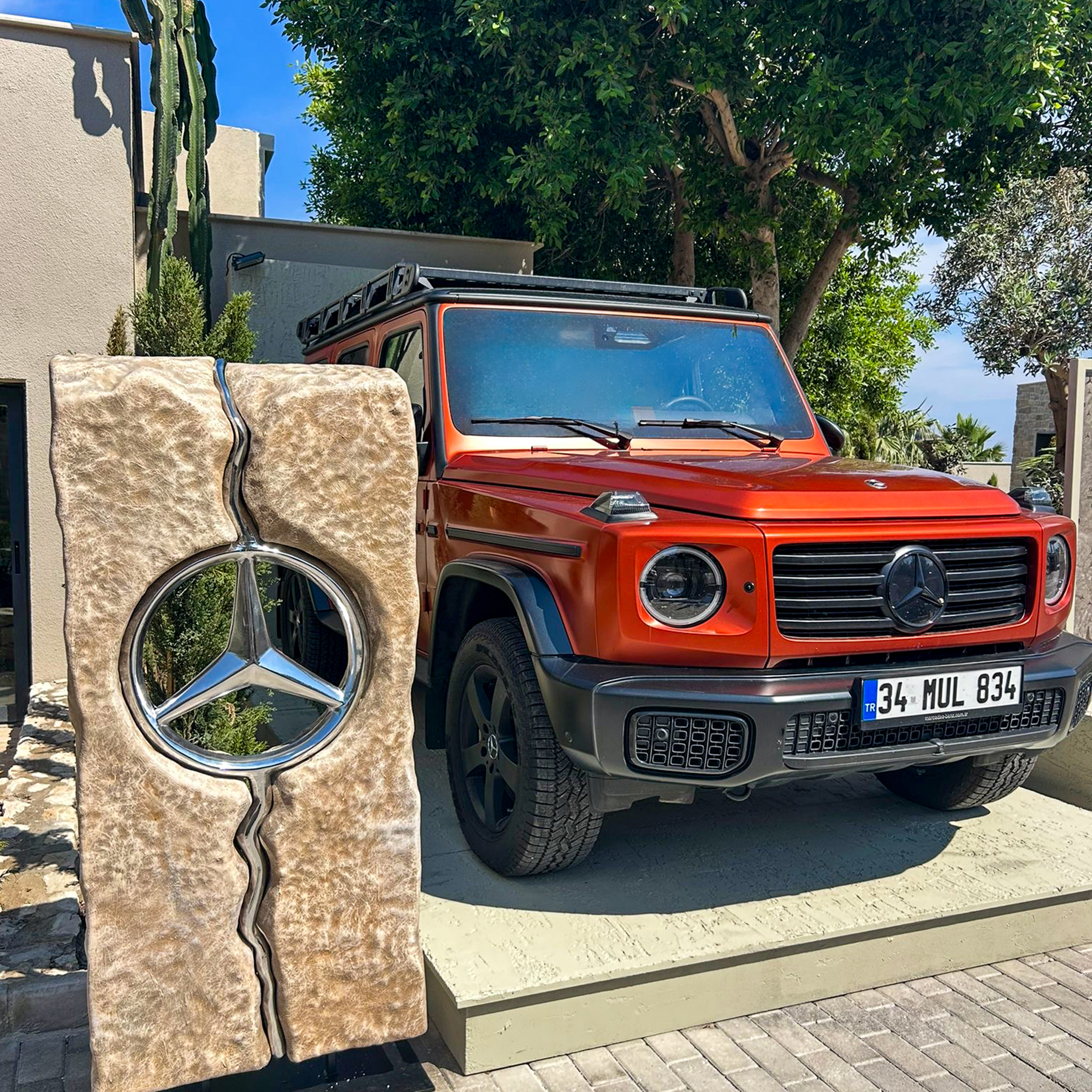 Ruins Luxury Resort Ruins Luxury Resort & Mercedes-Benz