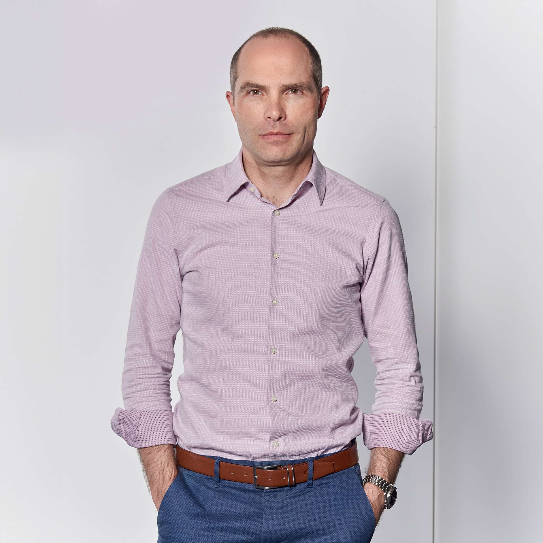 ROBERT LEŠNIK ROBERT LEŠNIK