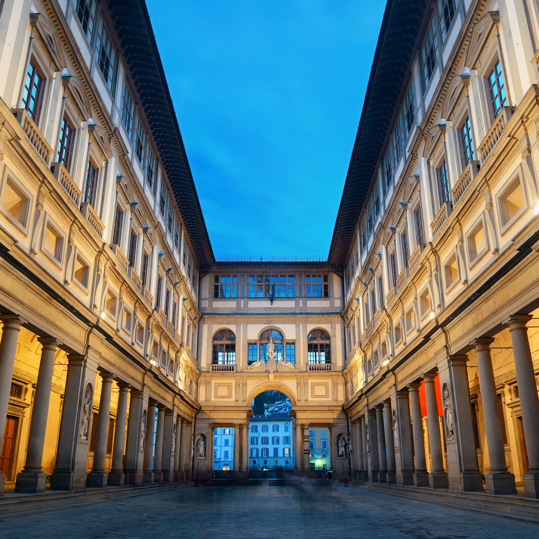 Dünyaca Ünlü Görülmesi Gereken Sanat Galerileri Dünyaca Ünlü Görülmesi Gereken Sanat Galerileri