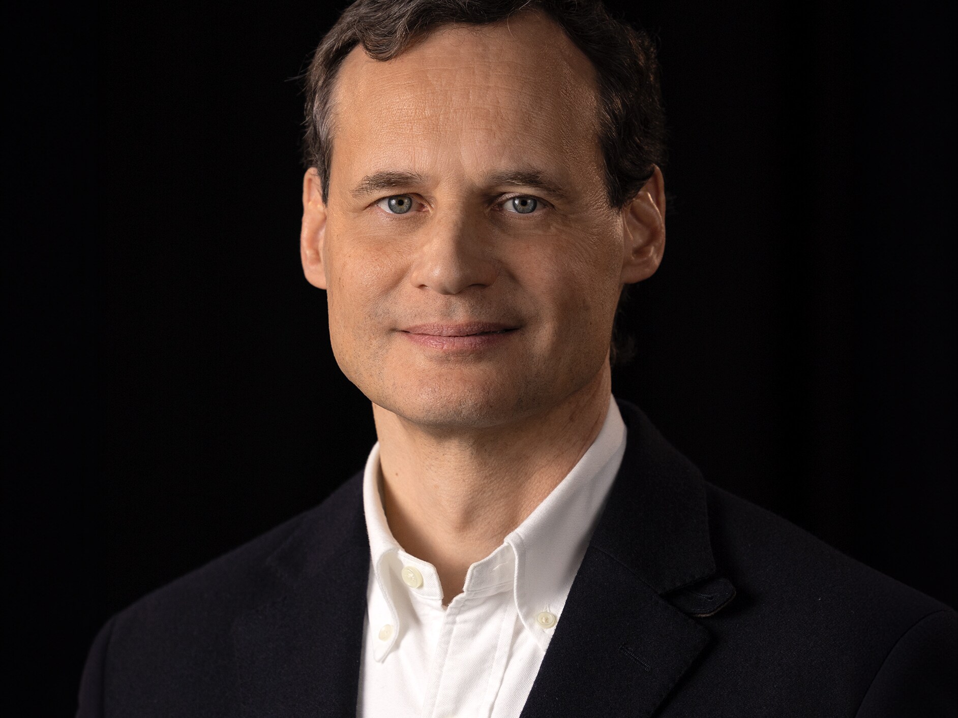 Lüks Tasarım Bölümü Başkanı KLAUS FRENZEL