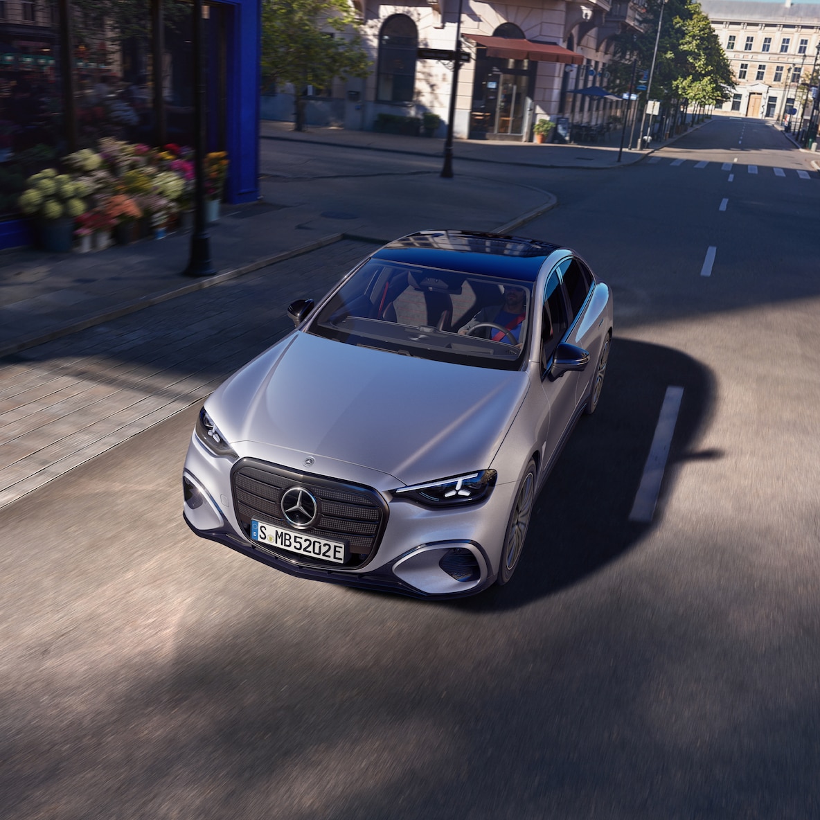 Yepyeni elektrikli Mercedes-Benz C-Serisi.