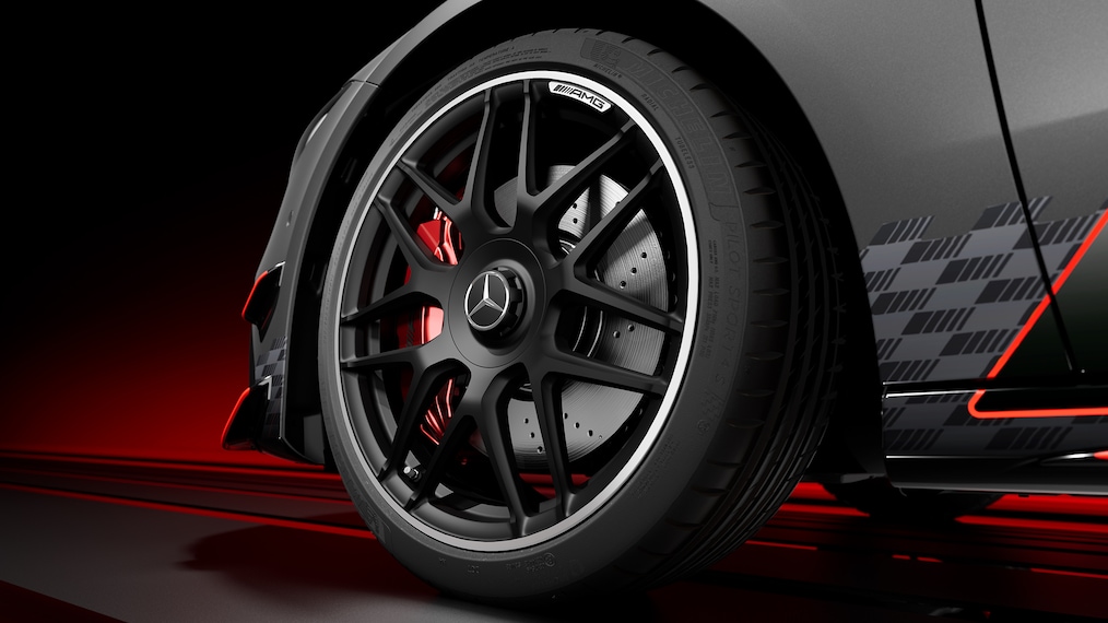MANUFAKTUR dağ grisi MAT veya Gece Siyahı renkte Mercedes-AMG CLA 45 S 4MATIC+ Shooting Brake Final Edition.
