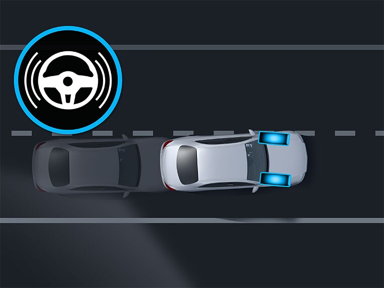 Yeni Mercedes-Benz EQA'daki aktif direksiyon yardımcısı.