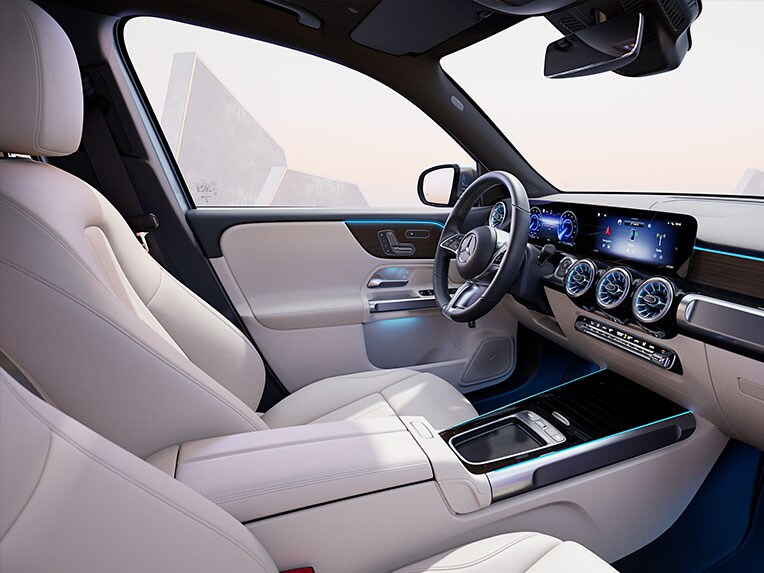 Mercedes-Benz'den yeni EQB'nin hafıza fonksiyonlu konfor koltukları.