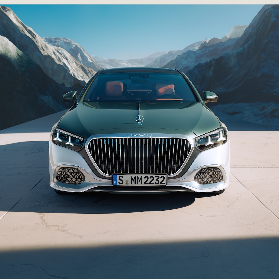 Aydınlatmalı ızgaralı yeni Mercedes-Maybach S-Serisi.