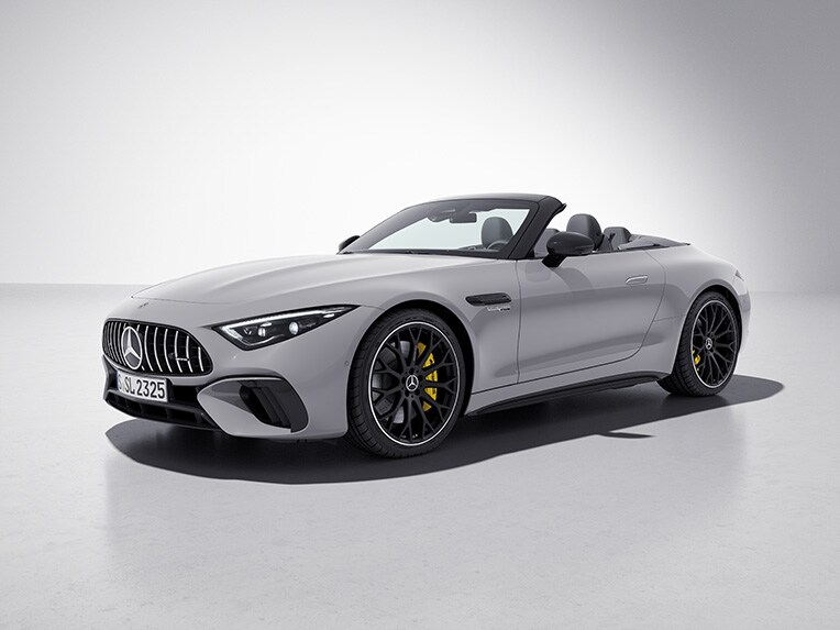 AMG gece paketine sahip Mercedes-AMG SL Roadster'ın dış mekanı.