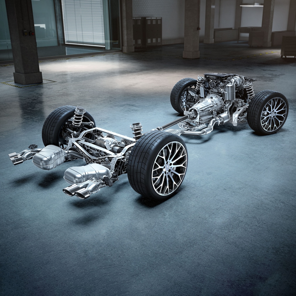 Mercedes-AMG SL Roadster’ın mühendislik alanındaki tahrik aksamı.