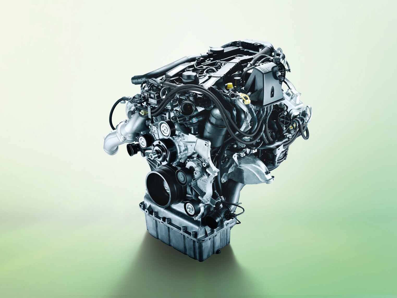 Bir Mercedes-Benz aracının Yenilenen Parçaları.
