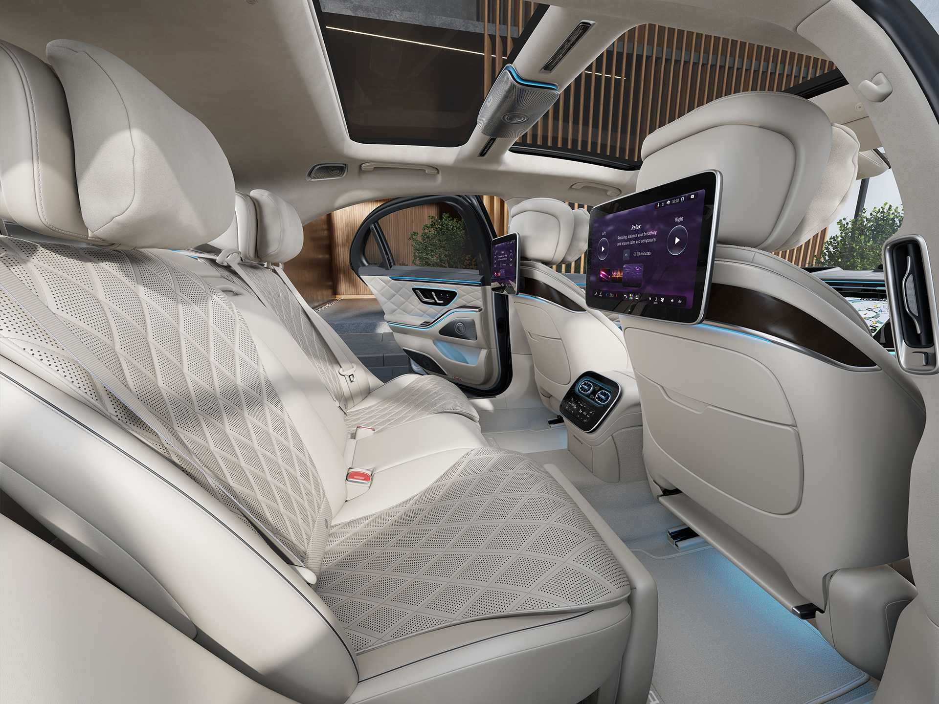 Konfor | Mercedes-Benz Bir Mercedes-Benz aracının iç görünümü.