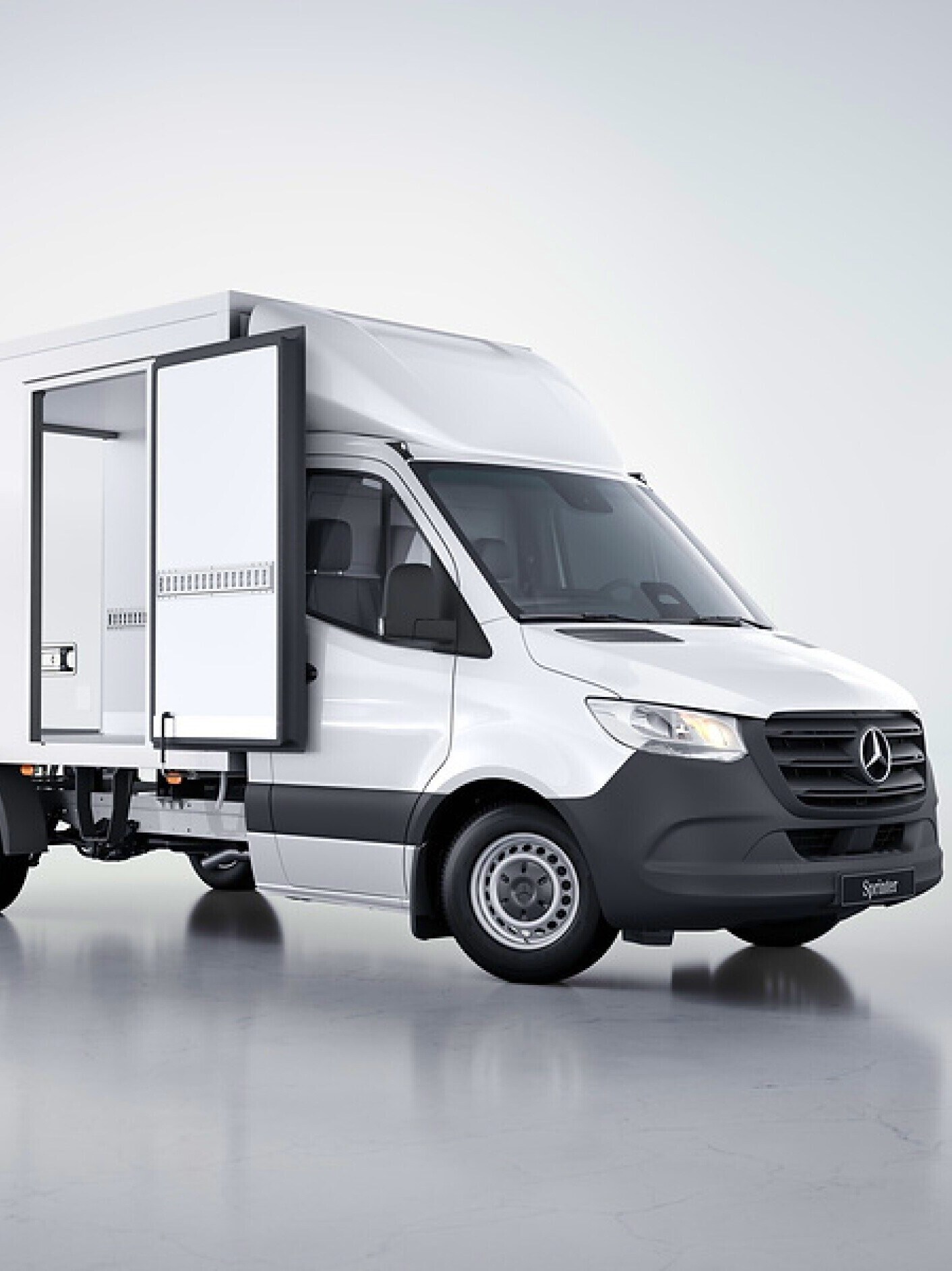 Mercedes-Benz Sprinter şasi, VanSolution’a ait bir üstyapı çözümü ile.