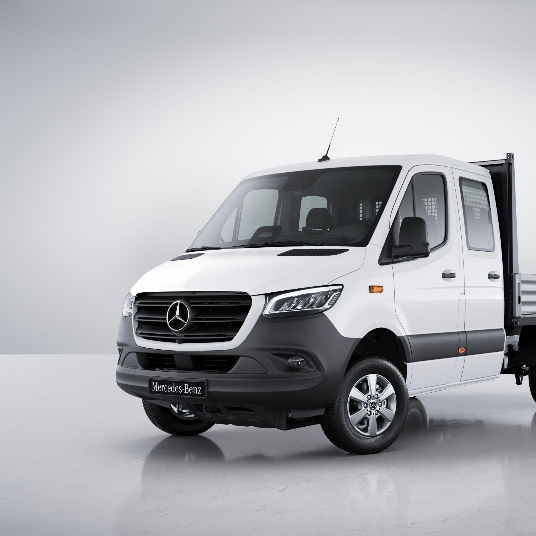 Mercedes-Benz Sprinter Açık Kasalı Araç.