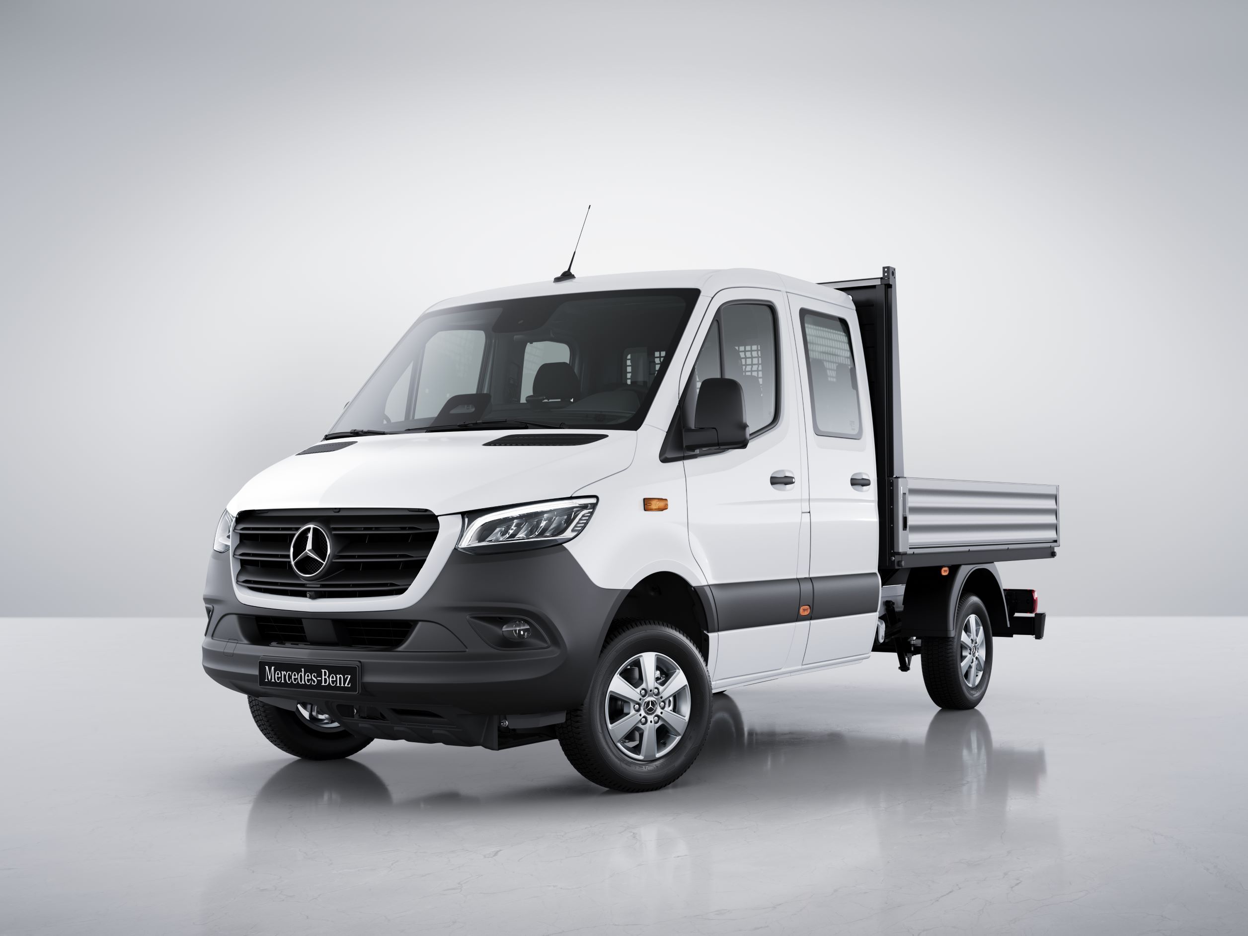 Sprinter Açık Kasalı Araç | Mercedes-Benz Mercedes-Benz Sprinter Açık Kasalı Araç.