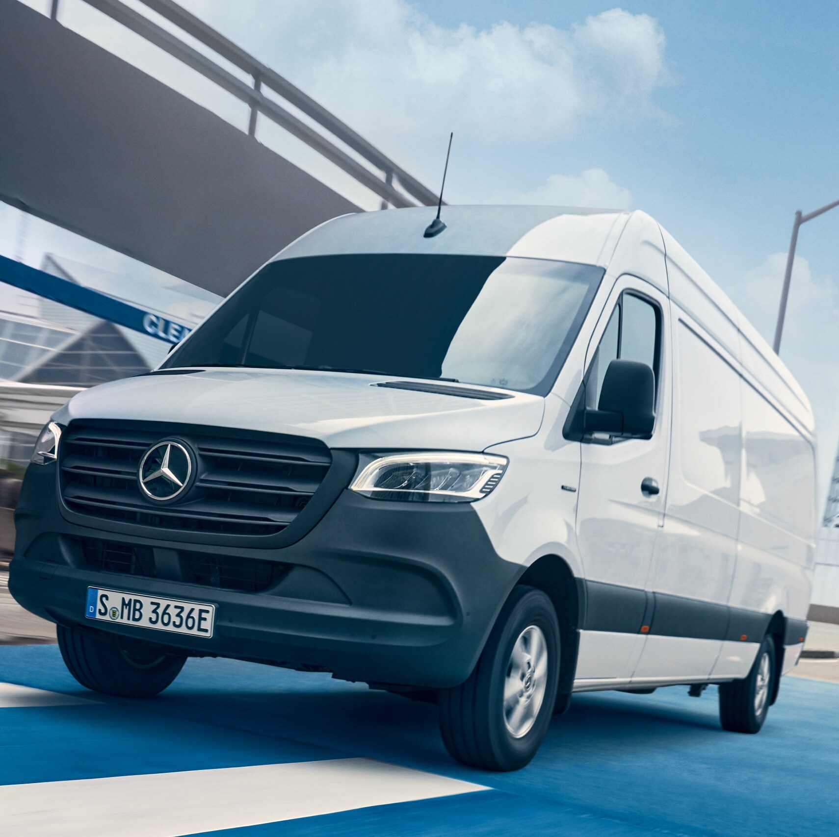 Mercedes-Benz eSprinter Panelvan Araç.