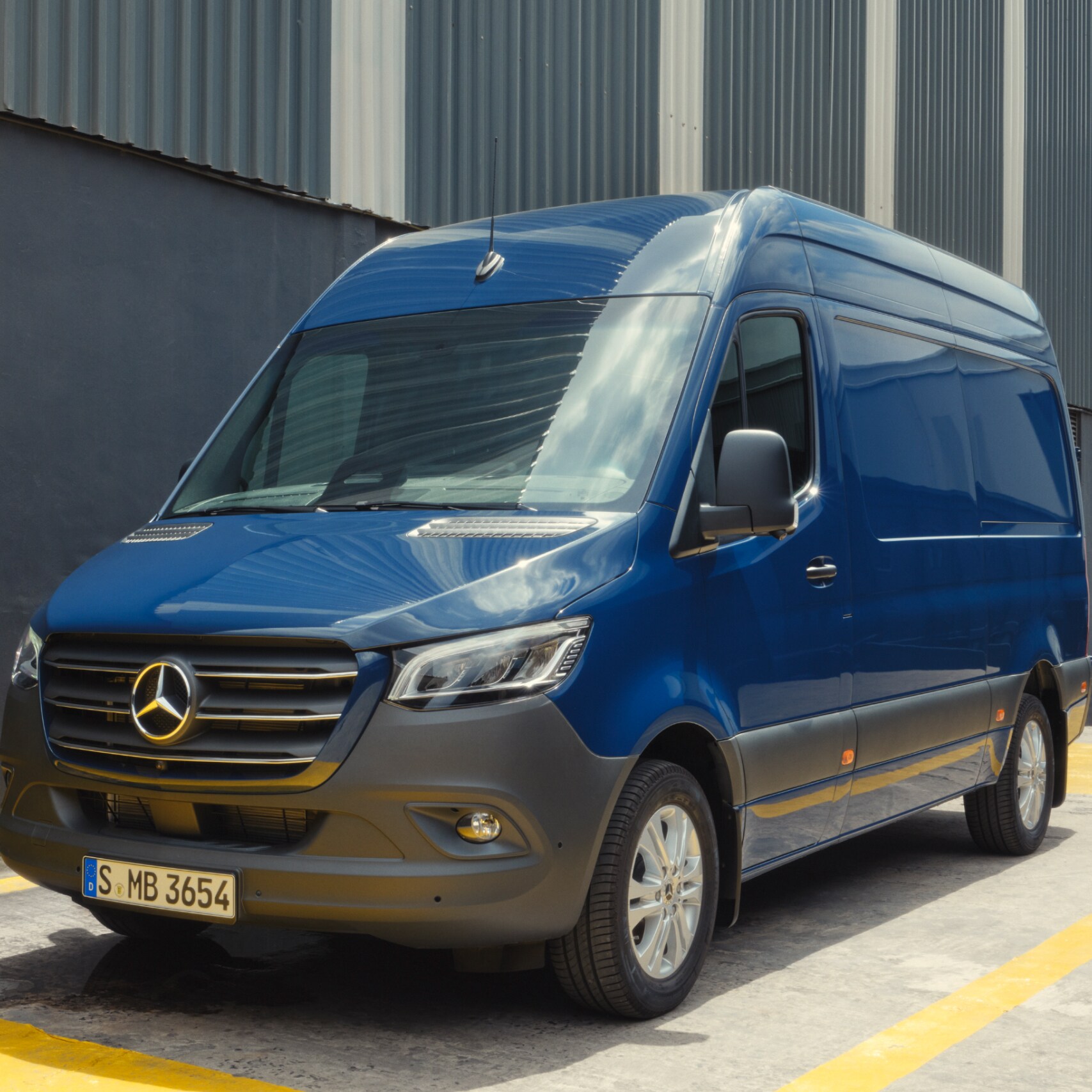Mercedes-Benz'den Sprinter Panelvan Araç.