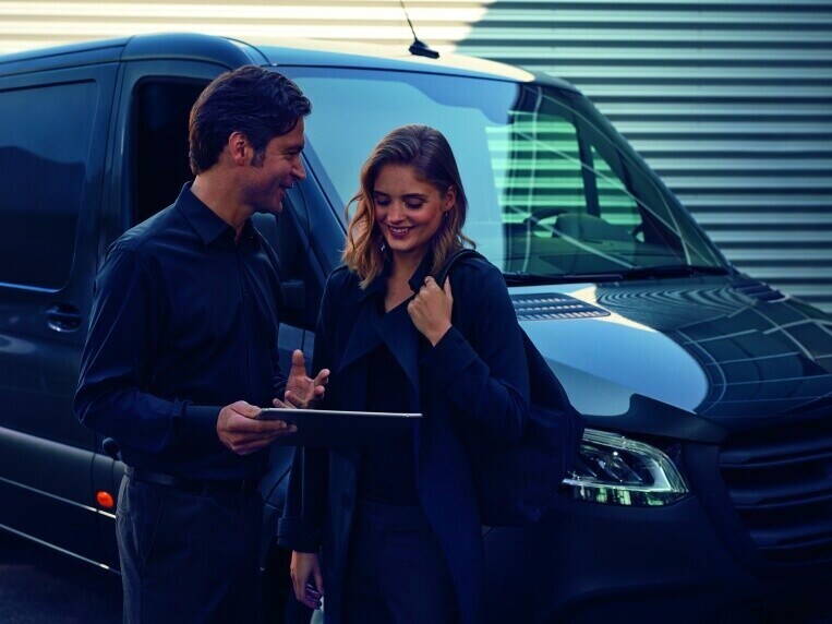 Elbette Sprinter panelvan aracı da finanse edebilirsiniz. Mercedes-Benz bayinizden size özel bir teklif talep edin.
